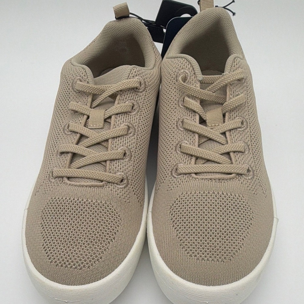 George Men's Knit Sneakers Size Men's     7.5 Beige Color New With Tags